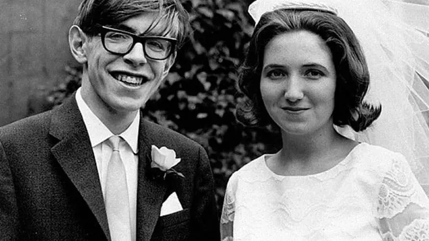 Stephen Hawking: Fizikçi ve Kozmolog