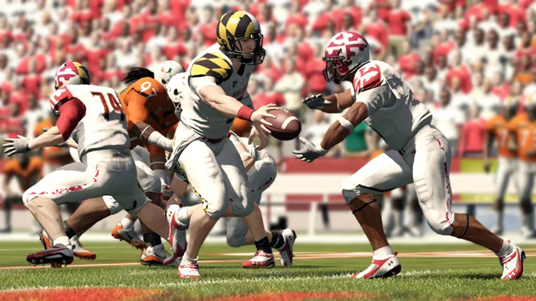 EA Sports, College Football 25’i Sadece Konsollara Getiriyor: PC Versiyonu Neden Yok? EA Sports, College Football 25’i Sadece Konsollara Getiriyor: PC Versiyonu Neden Yok?