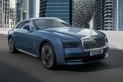 Rolls-Royce Spectre Türkiye'ye Geldi!