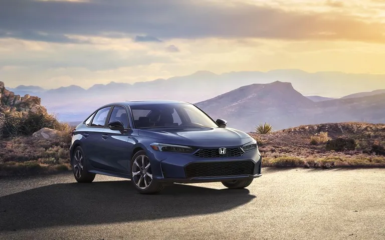 Honda, 2025 Model Civic'i Tanıttı! Honda, 2025 Model Civic'i Tanıttı!
