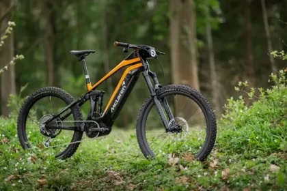 McLaren, Otomobil Fiyatına Sahip Yeni Elektrikli "Hiper Bisikletlerini" Duyurdu