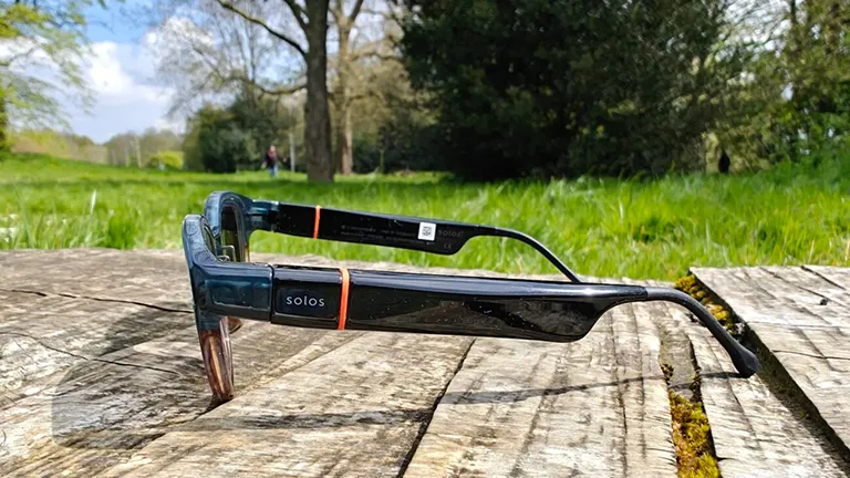 Geleceğin Teknolojisi: ChatGPT Destekli Solos AirGo 3 Gözlükleri Geleceğin Teknolojisi: ChatGPT Destekli Solos AirGo 3 Gözlükleri