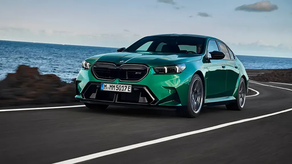 2025 BMW M5 Modeli Tanıtıldı!