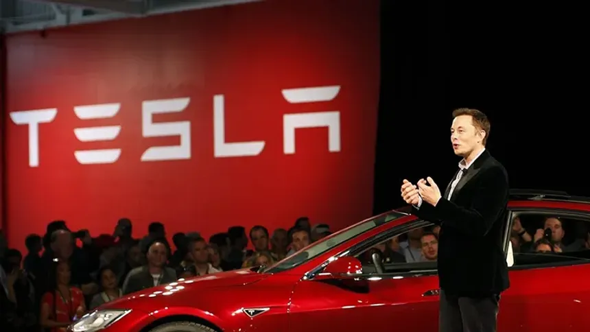Elon Musk, Tesla'dan Ayrılabilir!