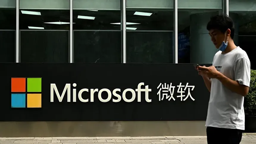 Microsoft, Çin’deki Çalışanları İçin Android’i Yasaklıyor: iPhone’a Özel Geçiş