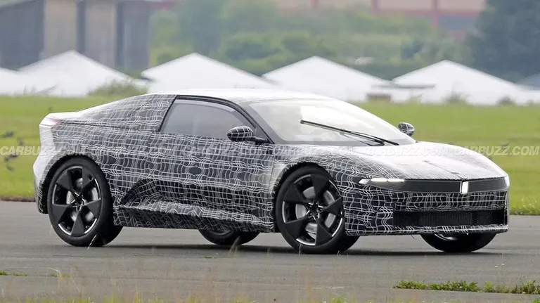 BMW'nin Yeni Elektrikli Otomobilinin Görüntüleri Ortaya Çıktı!