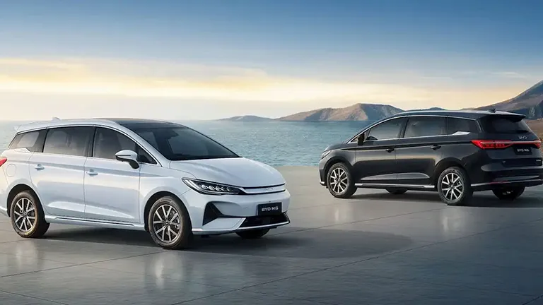 BYD, İlk Elektrikli MPV Model M6'yı Tanıttı! BYD, İlk Elektrikli MPV Model M6'yı Tanıttı!