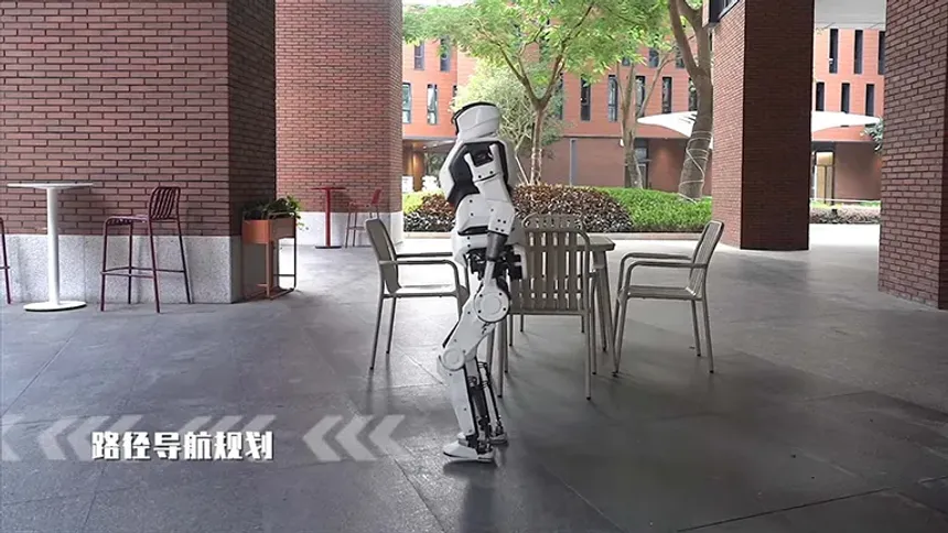 Huawei'nin İnsansı Robotu Kuavo, Otomobil Fabrikasında Test Edildi!