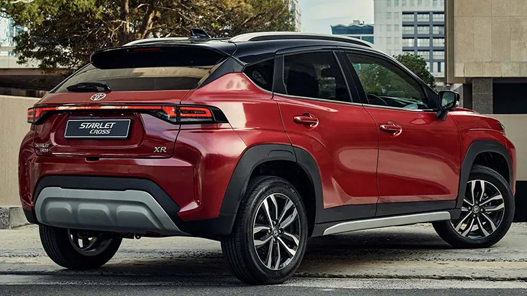 Toyota, "Starlet Cross" Modelini Tanıttı! Toyota, "Starlet Cross" Modelini Tanıttı!