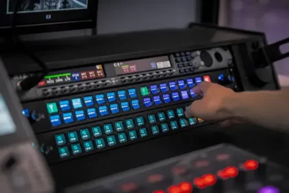Elgato Stream Deck Studio: Yayıncılıkta Üstün Performans