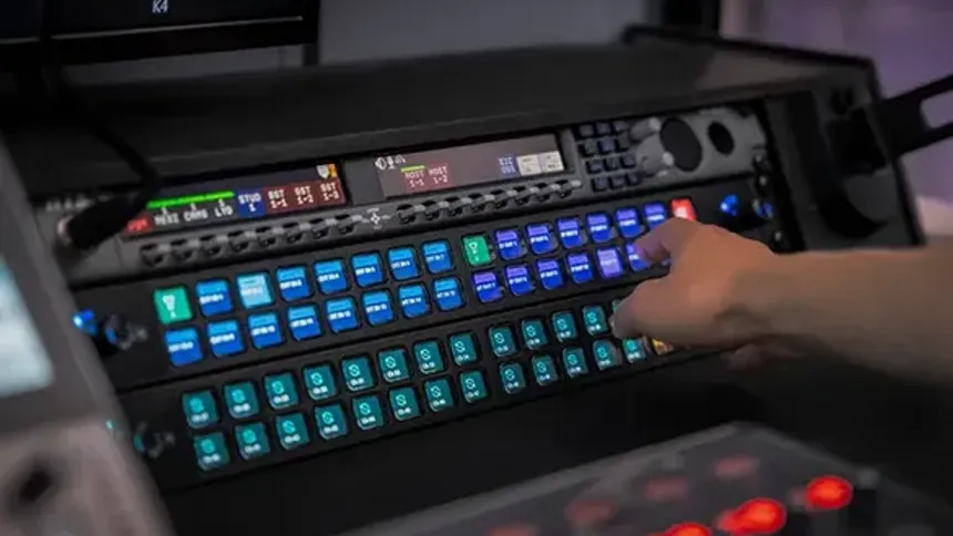 Elgato Stream Deck Studio: Yayıncılıkta Üstün Performans