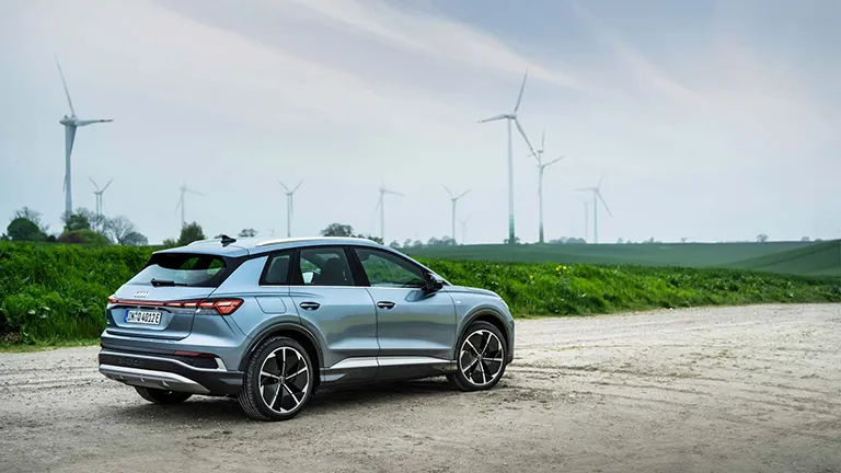 Audi, Q4 e-tron Türkiye'de Satışa Sunuldu Audi, Q4 e-tron Türkiye'de Satışa Sunuldu