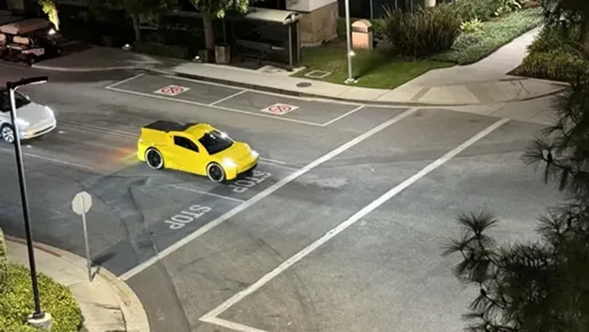 Tesla'nın Robotaksi'si Görüntülenmiş Olabilir