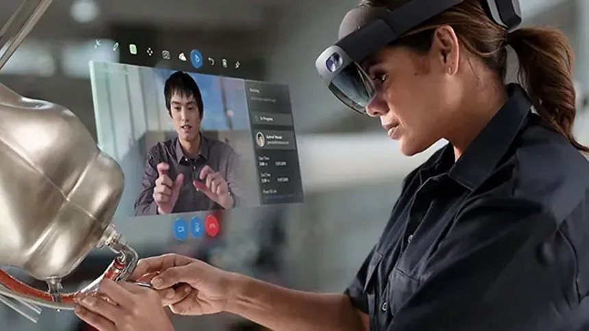 Microsoft, HoloLens 2 Üretimini Durduruyor