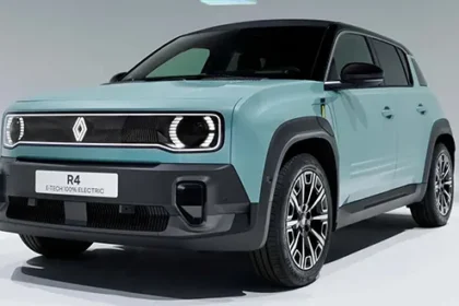 Tamamen Elektrikli Reanault 4 E-Tech Tanıtıldı
