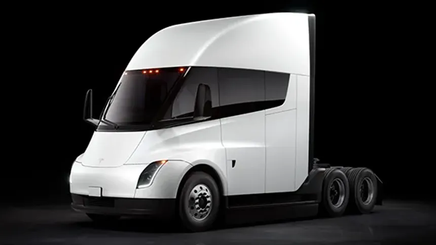 Elon Musk Açıkladı: Tesla Semi Dünya Çapında Satışa Sunulacak