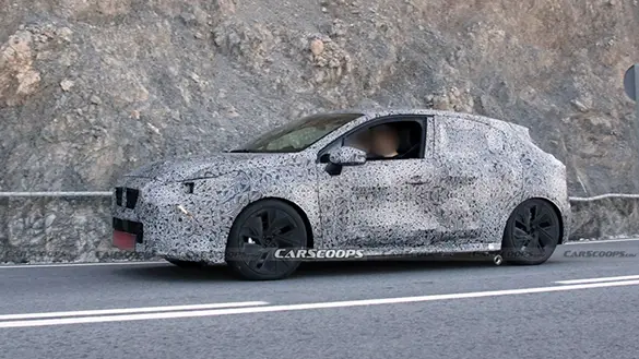 2026 Model Renault Clio'nun Görüntüsü Ortaya Çıktı 2026 Model Renault Clio'nun Görüntüsü Ortaya Çıktı