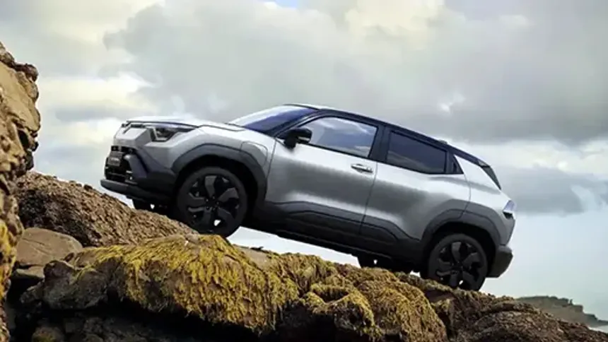 Suzuki, Tamamen Elektrikli İlk SUV Modelini Tanıttı