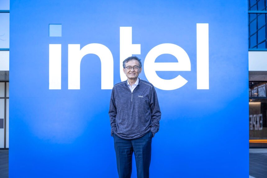 Intel'in Yeni CEO'su Lip-Bu Tan, AI İşlerini Doğrudan Yönetecek Intel'in Yeni CEO'su Lip-Bu Tan, AI İşlerini Doğrudan Yönetecek