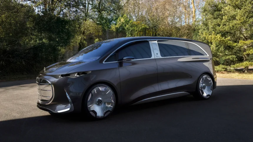 Mercedes Vision V-Van: Geleceğin Lüks Limuzini Mercedes Vision V-Van: Geleceğin Lüks Limuzini