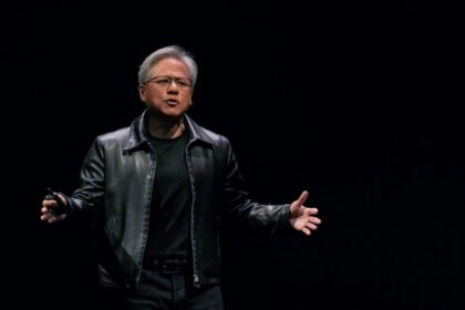 NVIDIA CEO'su Jensen Huang'ın Çin'e Ani Ziyareti: Yapay Zeka İşini Kurtarma Çabası