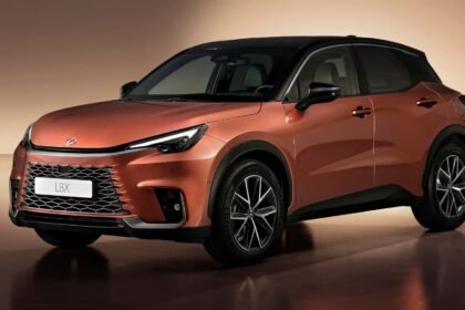 Lexus LBX Crossover ABD'de Ticarileştirme Sürecinde
