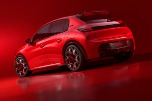 Peugeot E-208 GTi: İlk Elektrikli GTi Piste Çıkıyor Peugeot E-208 GTi: İlk Elektrikli GTi Piste Çıkıyor