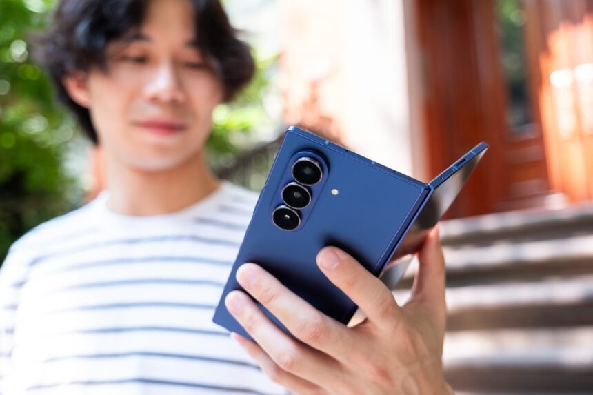 Samsung, Galaxy Z Fold 7 ve Flip 7 ile Android 16 Dönemini Başlatıyor Samsung, Galaxy Z Fold 7 ve Flip 7 ile Android 16 Dönemini Başlatıyor